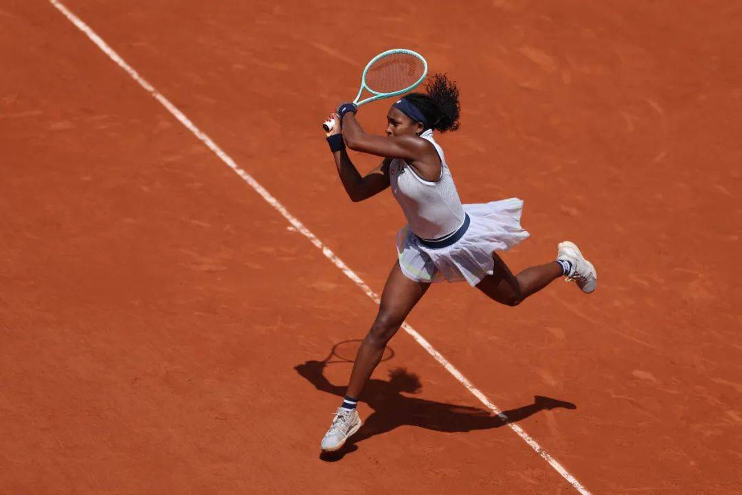 面对来自德 面对来自德