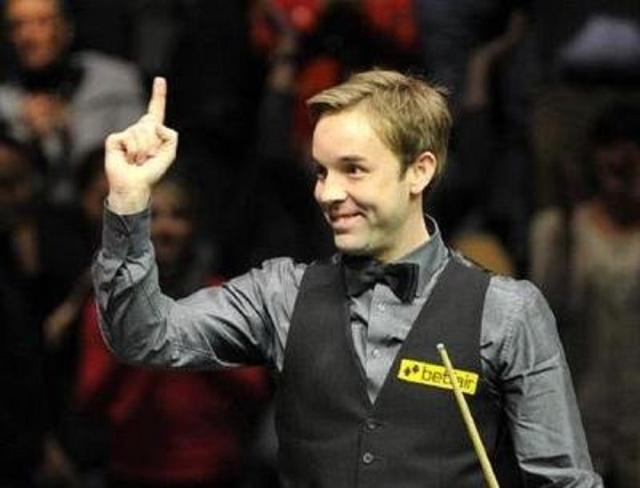 坚韧的背后 坚韧的背后