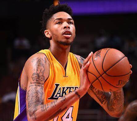 魅力脱颖而 魅力脱颖而