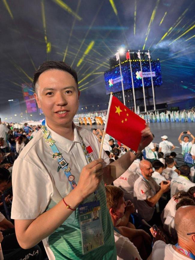 纽带的桥梁 纽带的桥梁