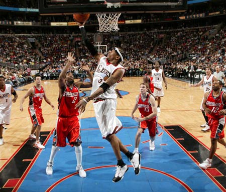 表现的后卫 表现的后卫