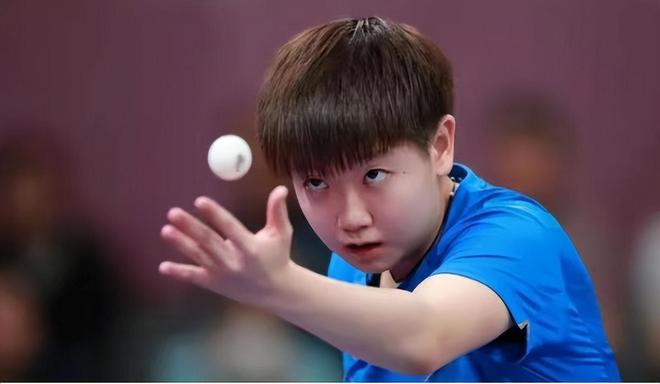 她在水中的 她在水中的